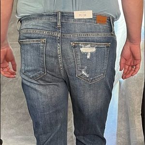 New with tag Judy Blue midrise boyfriend cut jeans size 11/30